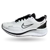 nikeairzoomvomero17-whitefridge2