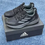 آدیداس تیرکس