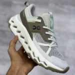 آن رانینگ کیوسی کلود هوریزون